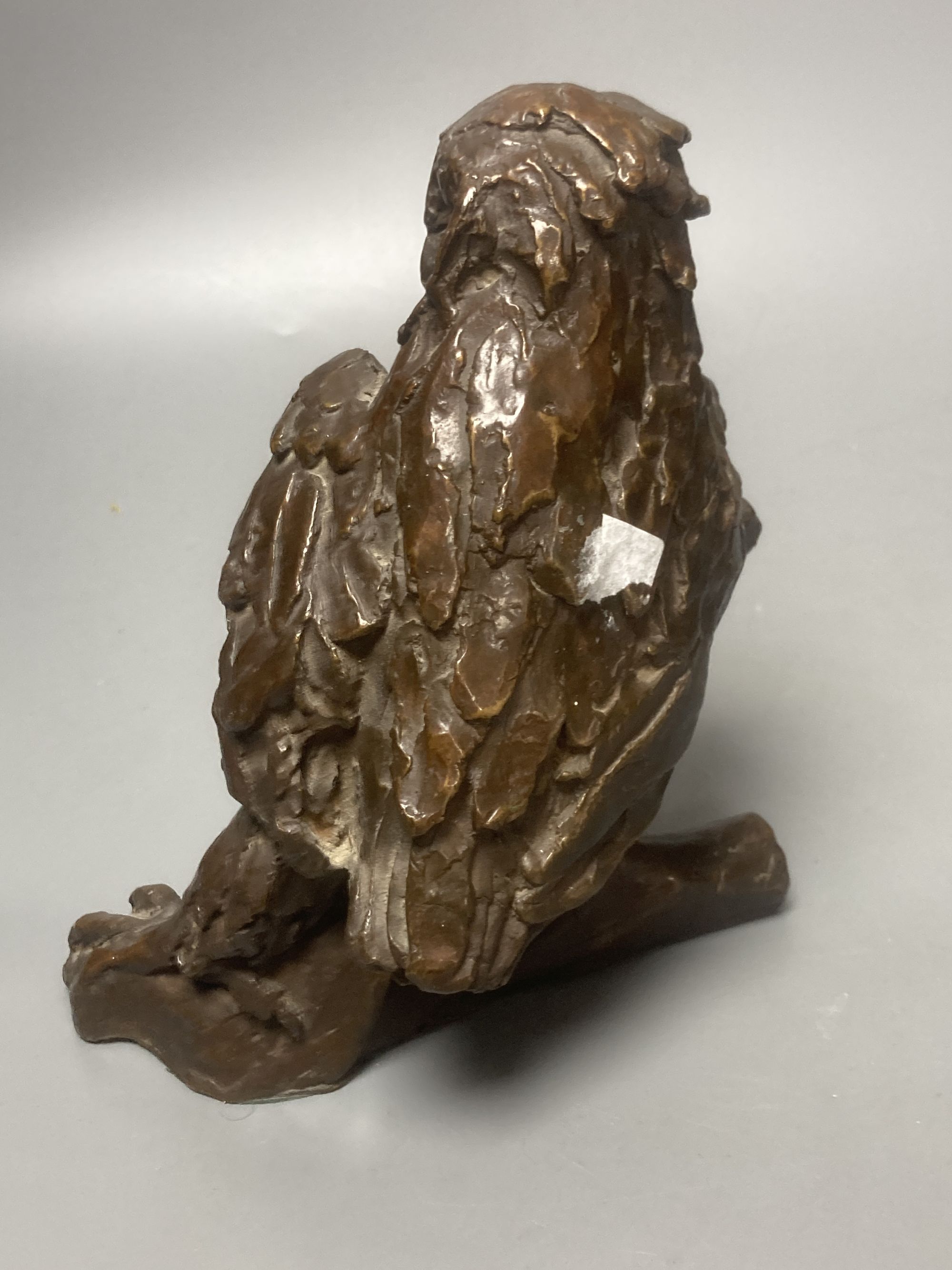 A contemporary bronze of an owl, height 19cm